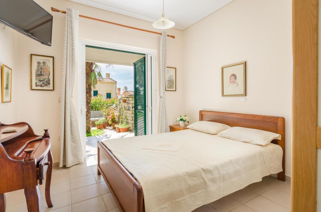 Villa Aliki Barbati Exterior photo